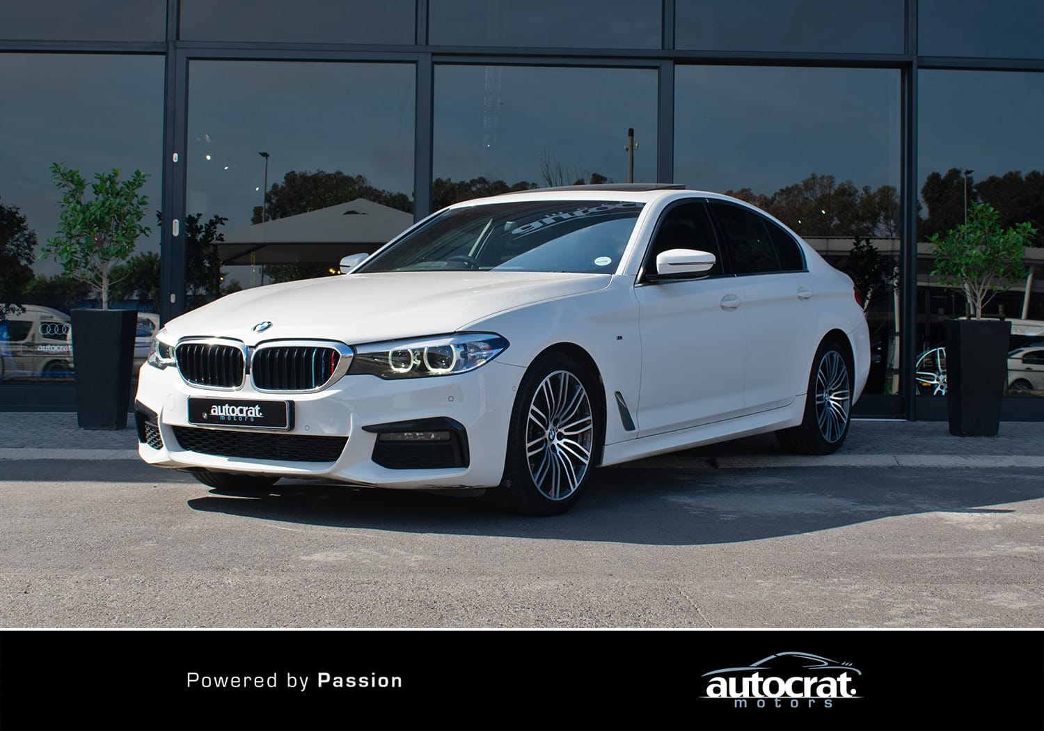 2019 BMW 5 Series 520d M Sport — photo 1