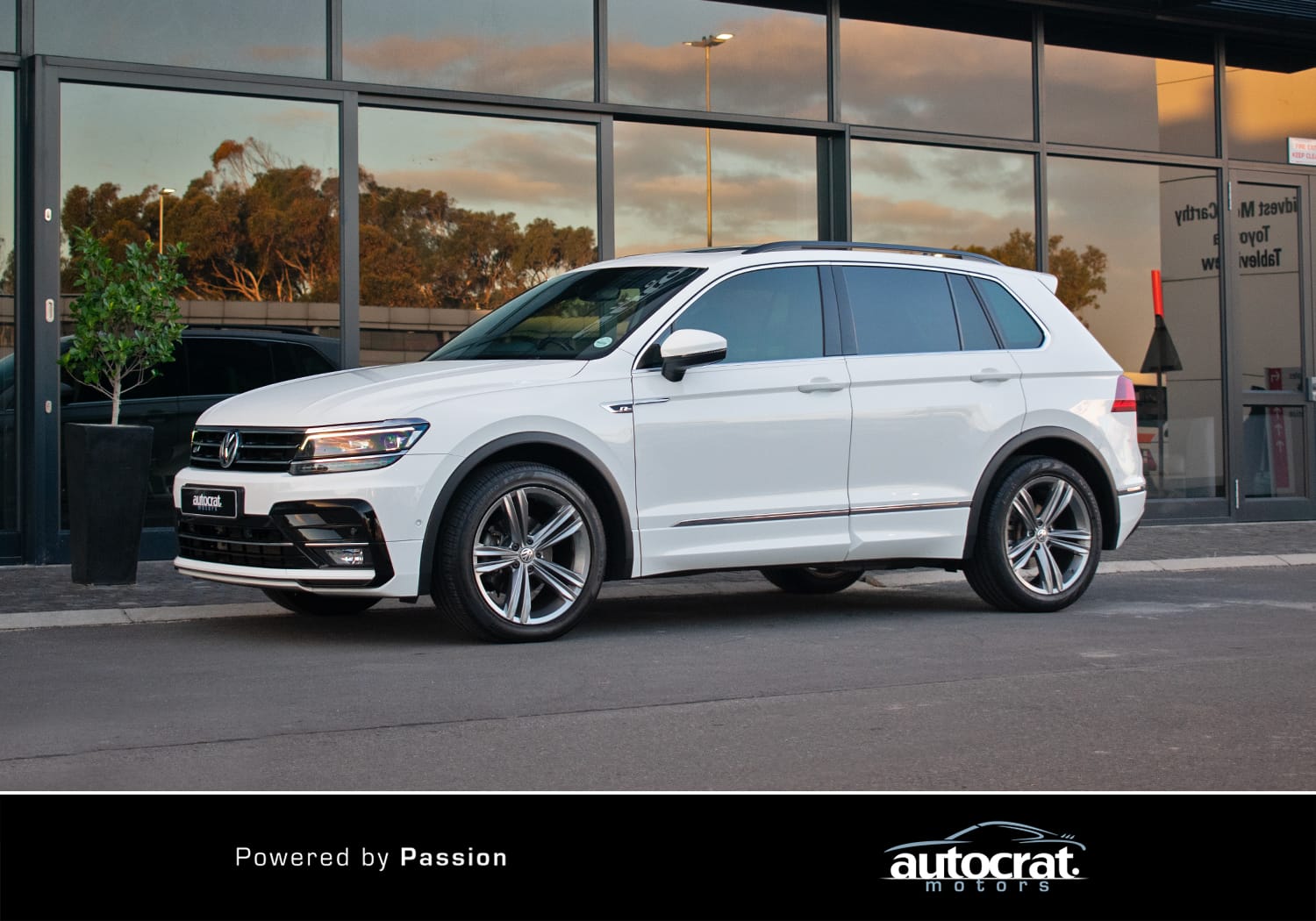 2019 Volkswagen Tiguan 2.0TDI 4Motion Highline R-Line — photo 2